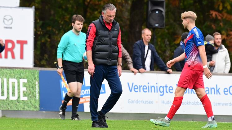 Foto Rolf Tobis
23.10.2022
Hude1   Atlas 2 
vl
Gundelach