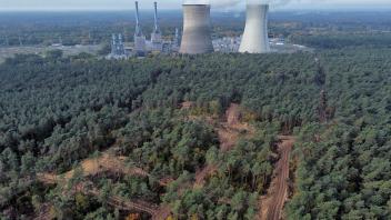 Im Industriepark in Lingen wurden bereits im letzten Jahr Rodungsarbeiten zur Errichtung einer Konverterstation des Netzbetreibers Amprion durchgeführt.