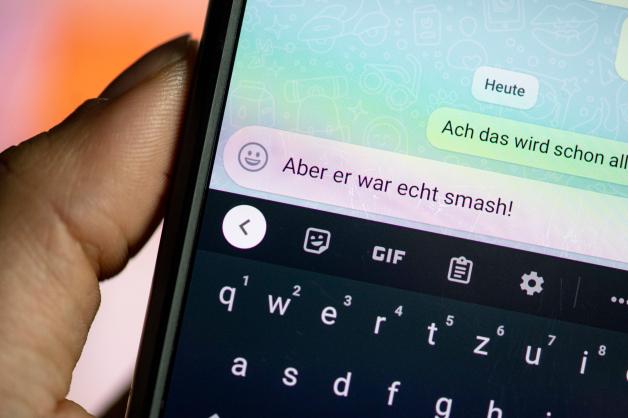 Smash ist das Jugendwort des Jahres. Smash ist das Jugendwort des Jahres.