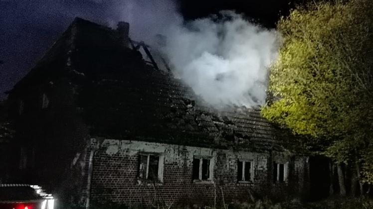 Ein leer stehendes Einfamilienhaus hat in Wiek gebrannt