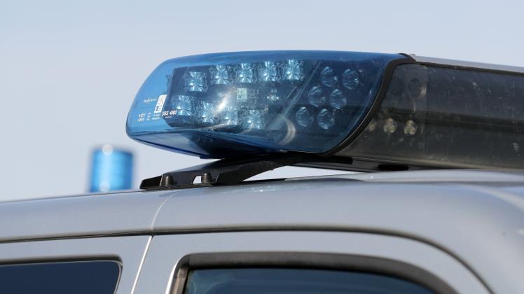 Polizei, Bayern, Deutschland 24.September 2022: Hier ein Blaulicht auf einem Polizeiauto als Symbolbild *** Police, Bava