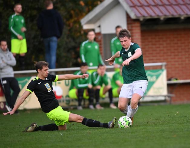 Kreisliga: TuS Berge baut mit knappem Sieg Tabellenführung aus | NOZ