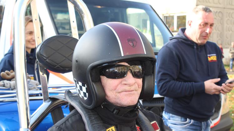 Karin Koslik Ready for take off: Stefan Thießen ist bereit für seine erste Fahrt mit dem Trike