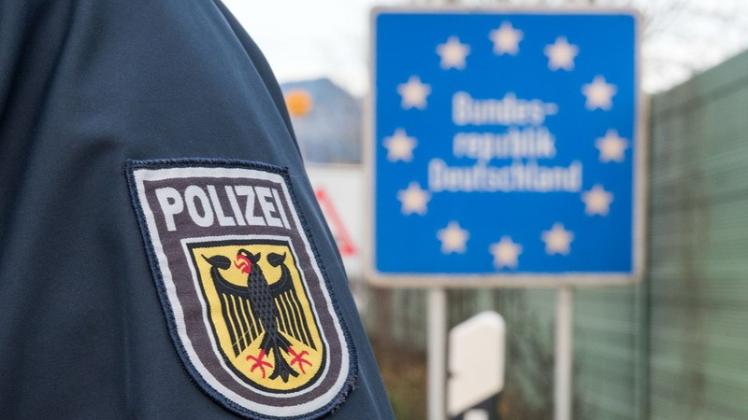 Gleich zwei Fälle von Führerschein-Fälschungen lösten Beamte der Bundespolizei bei Kontrollen im Emsland und in der Grafschaft Bentheim.