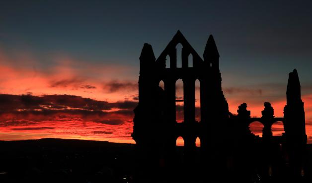 In Whitby soll der Autor Bram Stoker Ideen für seinen Dracula-Roman gefunden haben. In Whitby soll der Autor Bram Stoker Ideen für seinen Dracula-Roman gefunden haben.