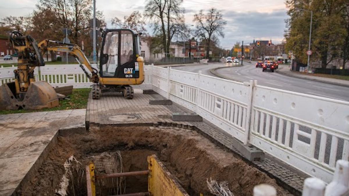 Arbeit an Abwasserrohr GrafSchackAllee in Schwerin gesperrt SVZ Arbeit an Abwasserrohr GrafSchackAllee in Schwerin gesperrt SVZ
