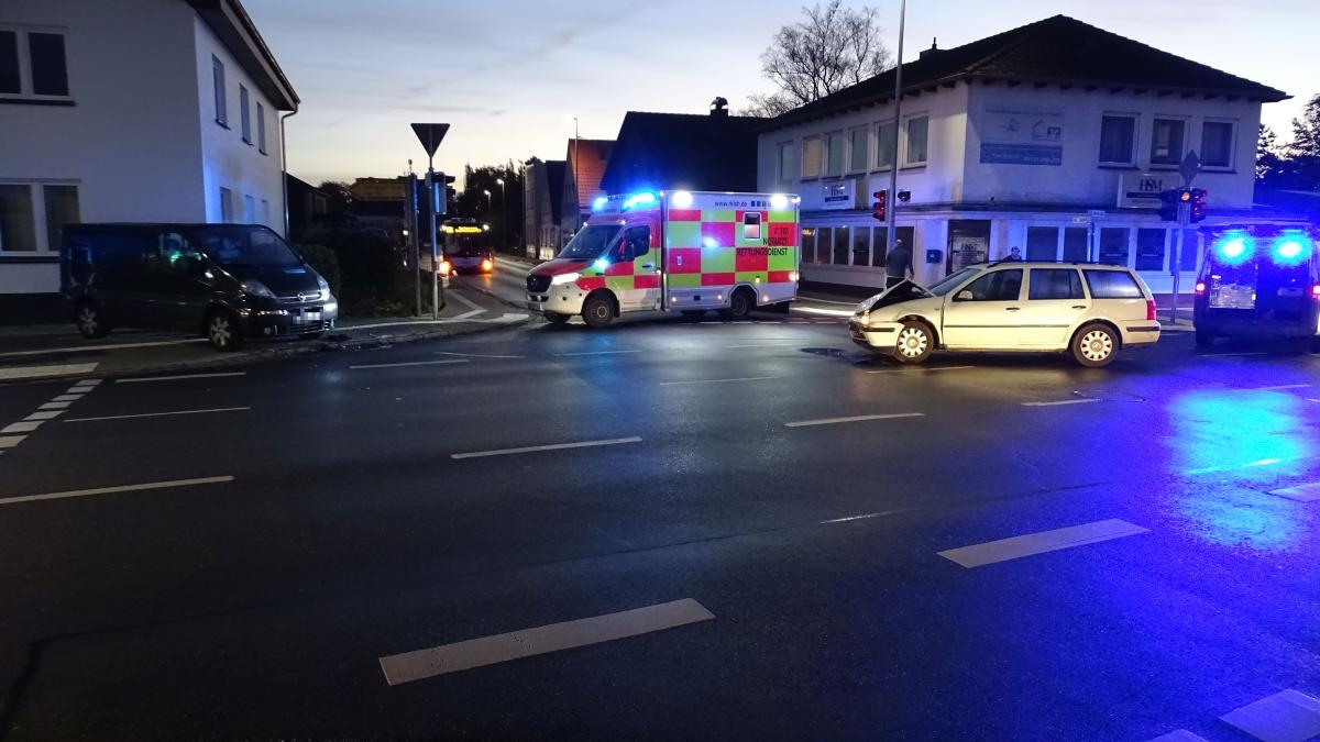 Schanzenstraße in Uetersen Unfall mit zwei Autos am Dienstag