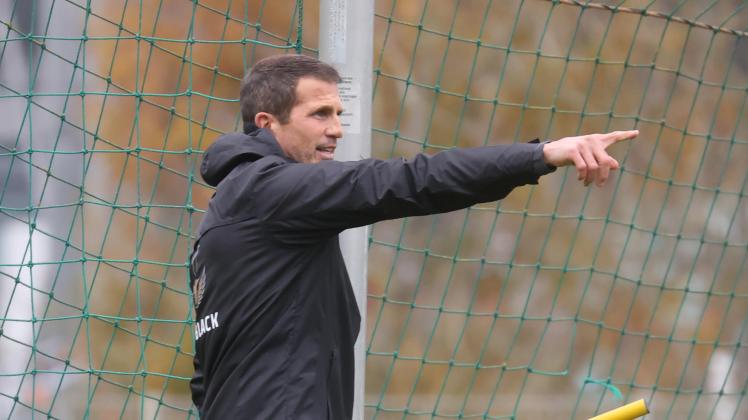 Patrick Glöckner gibt ab sofort die sportliche Richtung beim FC Hansa vor. Der neue Trainer setzt allerdings auf regen Austausch und Teamarbeit.