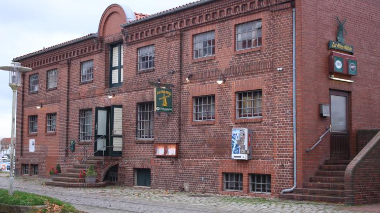 Das Restaurant auf der unteren Etage der Alten Mühle am Binnenhafen des alten Gebäudes am Hafen gehört seit fast 40 Jahren fest zum Gastgewerbe in Glückstadt.