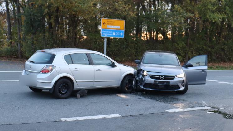 Ein Mann aus Dissen ist am Dienstag bei einem Unfall im nordrhein-westfälischen Bünde (Kreis Herford) schwer verletzt worden, 15.11.2022