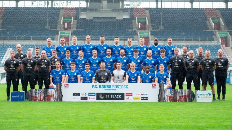 Die Mannschaft des FC Hansa Rostock in der Saison 2022/23.
