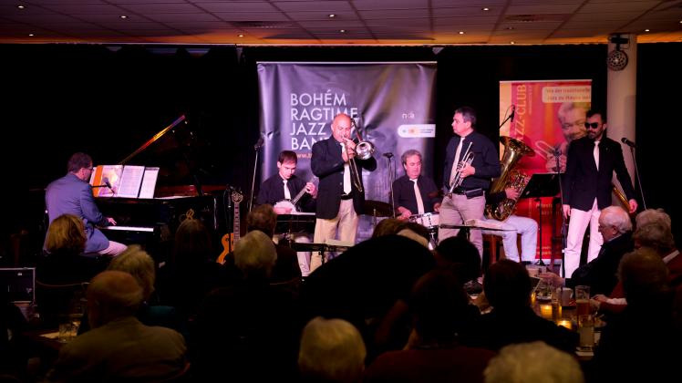 Musik, Kultur, Jazz, Blue Note, Park Lane Jazz Club, Park Lane Jazz Club übergibt "Ceeper of the Flame"- Preis an Bohém Ragtime Jazzband und verabschiedet sich damit aus dem Kulturleben