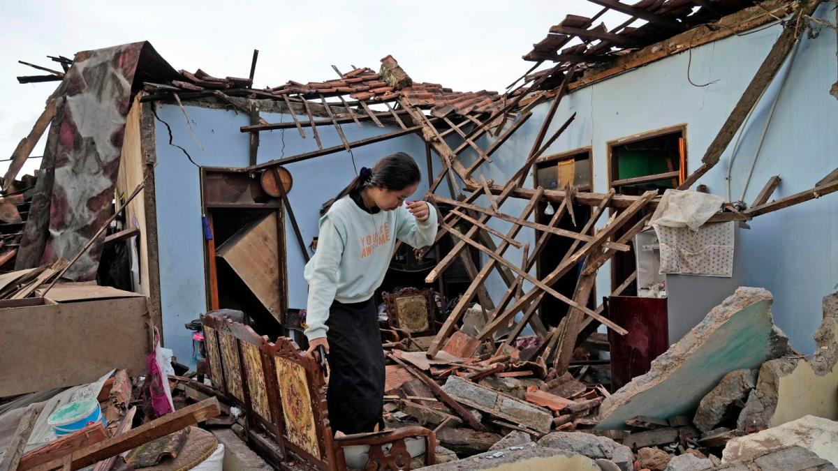 Indonesia dan Kepulauan Solomon: Gempa bumi dengan konsekuensi yang parah