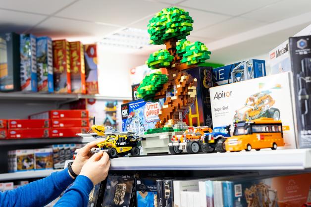 Spielwaren-Läden hoffen auf ein gutes Geschäft vor Weihnachten.