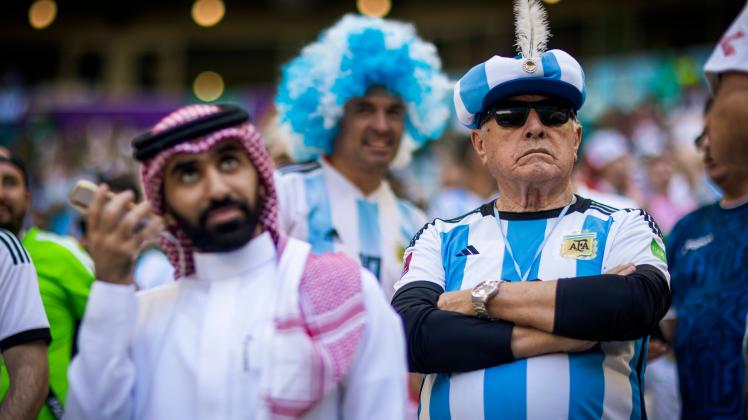 Doha, Qatar. 22nd Nov, 2022. Argentina Fan Argentina - Saudi Arabia World Cup 2022 in Qatar 22.11.2022 Credit: Moritz M