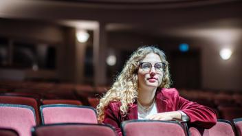 Die Sopranistin am Volkstheaters Rostock, Natalija Cantrak, hat sich für die Finalrunden des Bundeswettbewerbes Gesang qualifiziert.
