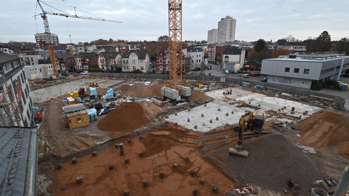 KreishausNeubau in Itzehoe geht voran Sohle geschüttet