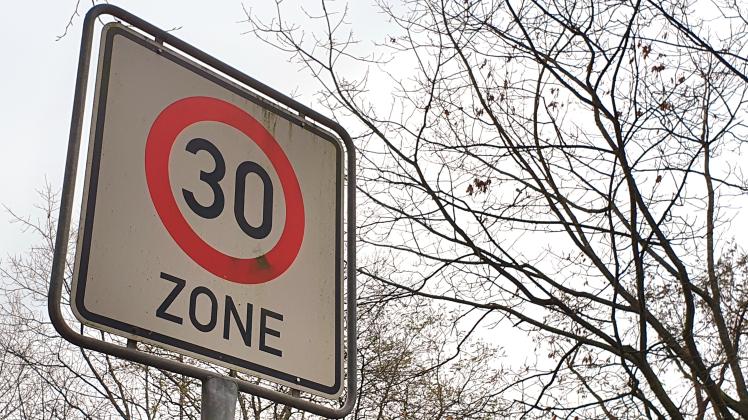 Sollte die Initiative Erfolg haben, könnte Bargteheide künftig einfacher selbst darüber entscheiden, in welchen Straßen 30-Zonen oder Tempolimits eingeführt werden.