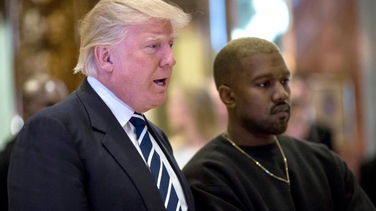 Kanye West meets with Trump