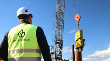 News Bilder des Tages Blick am Dienstag (20.09.2022) im Industriehafen Lubmin (Vorpommern Greifswald) auf den Baustart f