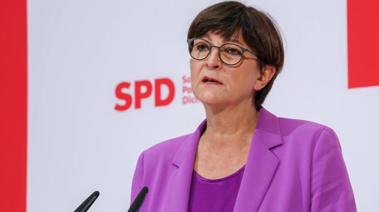 Berlin, Deutschland 28. November 2022: Pressekonferenz der SPD nach der hybriden Sitzung zur Beratung aktueller Themen -