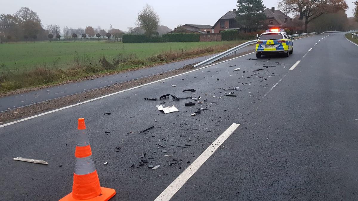 Unfall Auf Der B70: VW Golf Nimmt Lkw In Lingen Die Vorfahrt | NOZ