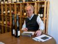 Weinhandlung Veritas, Rolf Kaiser, OS: Weinhändler Kaiser hat Stress mit dem Finanzamt, weil er keine elektronische Kasse hat, 
