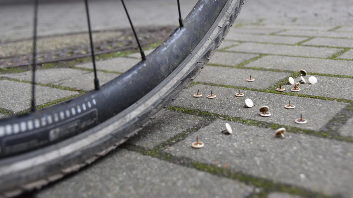 Fahrrad-Feind in Neustadt? Reißzwecken im Rettiner Weg verstreut