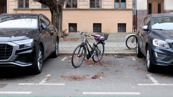 01.12.2022, Berlin - Deutschland. Ab Januar 2023 dürfen Fahrräder auch auf Parkplätzen für Autos abgestellt werden. ***