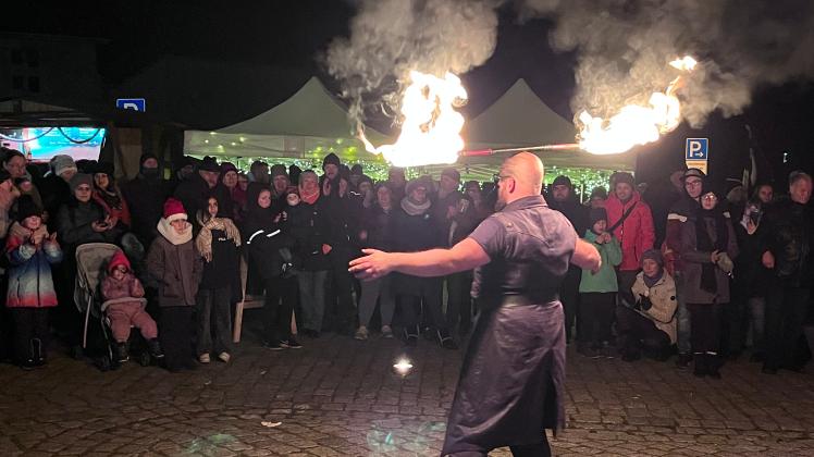 Nach Einbruch der Dunkelheit sorgte die Feuershow „Praimfaya“ für stimmungsvolle Momente.