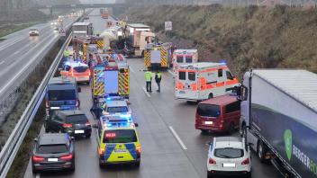 Auf der A1 zwischen Lohne-Dinklage und Holdorf kam es zu einem schweren Unfall