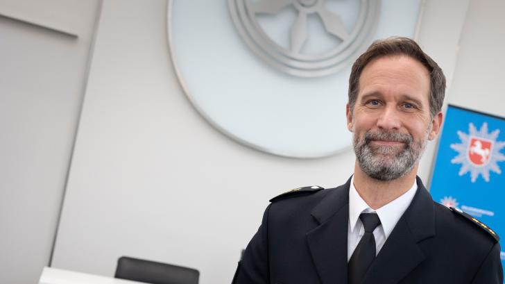 Kriminaldirektor Oliver Voges wird in sein neues Amt als Leiter der Polizeiinspektion Osnabrück eingeführt