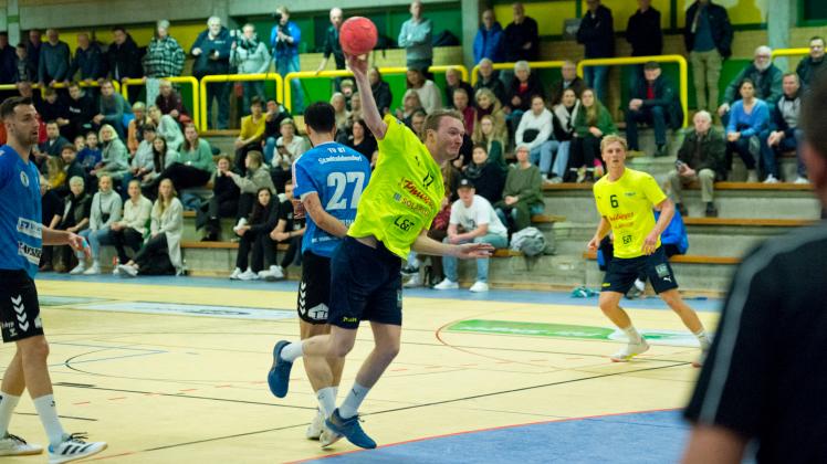 Handball, Bissendorf, Oberliga, Männer: TV Bissendorf-Holte - TV Stadtoldendorf, Christian Rußwinkel