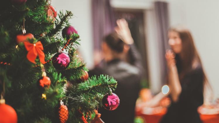 Nicht nur das Fest der Liebe: Für viele kann Weihnachten auch zu hohe Erwartungen, Stress und Streit bedeuten.