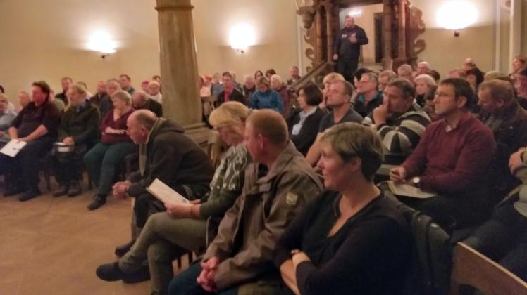 Einwohnerversammlungen, das hat auch Plattenburg schon gezeigt, sind eine Alternative für Bürgerbeteiligung außerhalb der Gemeindevertretersitzung.