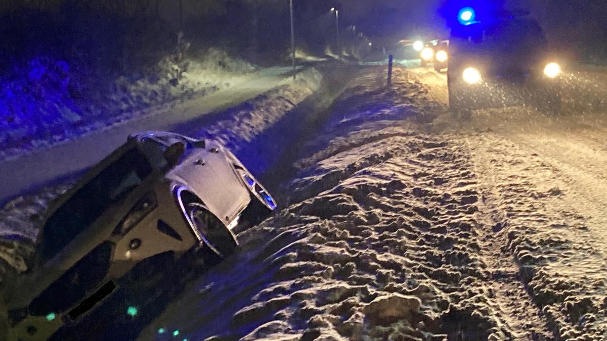 Unfall Im Dichten Schneefall Auf Der B200 In Höhe Kielsburg. | SHZ