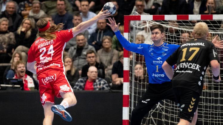 Aalborg Handball v THW Kiel, EHF Champions League Handball, Aalborg, Denmark Aalborg, Denmark. 15th, December 2022. Mikk