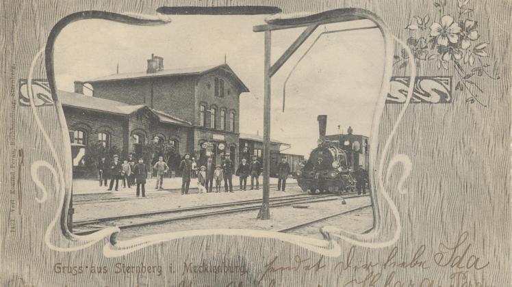 Historische Postkarte vom Sternberger Bahnhof. Einst warteten hier viele Einwohner auf ihren Zug.