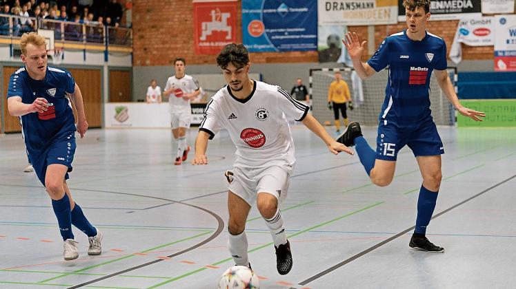 An Jemanden Schadlos Halten Hüggelcup: Favoriten halten sich schadlos