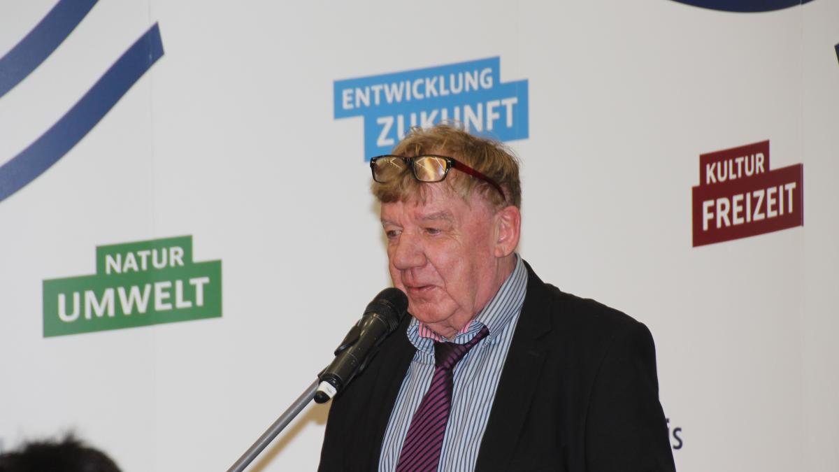 Goldene Ehrenamtsmedaille des Landkreises Rostock für Uwe Neumann NNN
