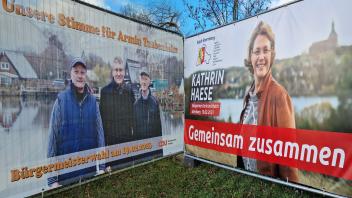 Die Wahlen in Sternberg stehen bevor. Darauf machen auch die Wahlplakate aufmerksam.