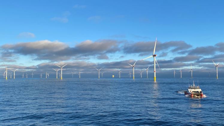 Windpark „Kaskasi“ / Helgoland-Cluster
All 38 turbines at our offshore wind farm Kaskasi are feeding in electricity! https://www.linkedin.com/posts/sven-uterm%C3%B6hlen_teamrwe-activity-7009449653708455936-EcET?utm_source=share&utm_medium=member_desktop