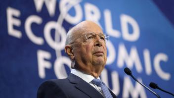 Founder and executive chairman of the World Economic Forum Klaus Schwab delivers a speech at the Congress center during the World Economic Forum (WEF) annual meeting in Davos on May 23, 2022. (Photo by Fabrice COFFRINI / AFP)