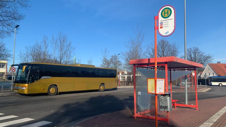 Nirgendwo im Osnabrücker Land fallen zurzeit mehr Busfahrten aus als in Wallenhorst (hier der Busbahnhof am Wallenhorster Schulzentrum).