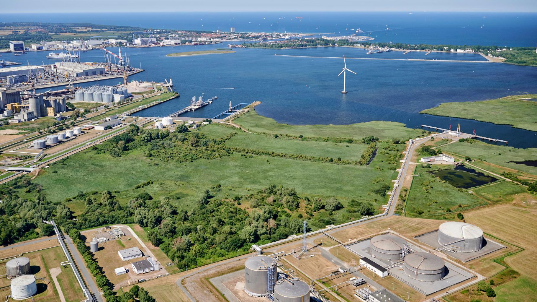 Rostock Port setzt auf konsequenten Hafenausbau an der Kaikante