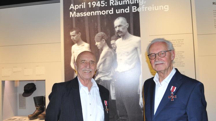 Die Journalisten Gerhard Kromschröder (links) und Hermann Vinke haben erfolgreich gegen das Vergessen gekämpft. 