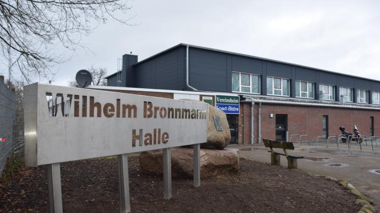 Die Wilhelm-Bronnmann-Halle in Rieseby ist nach der 19-monatigen Sanierung mit einem Tag der offenen Tür eingeweiht worden.