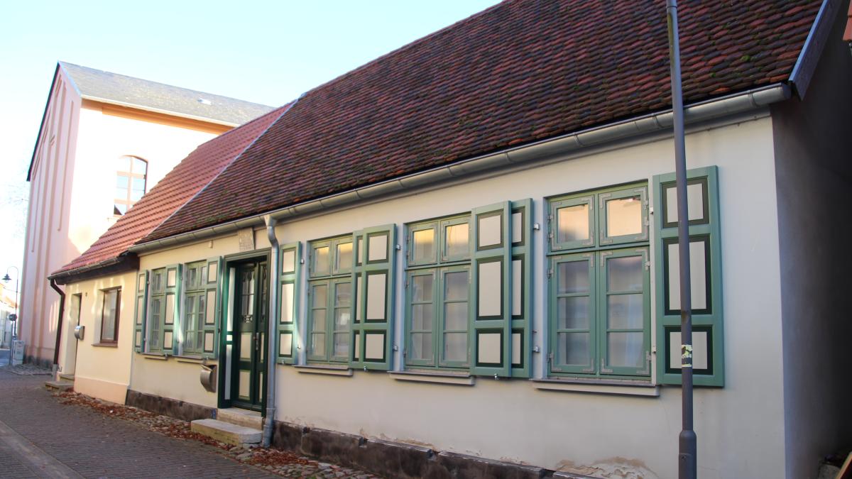 Schwaan will FranzBunkeHaus kaufen aber nicht um jeden Preis SVZ
