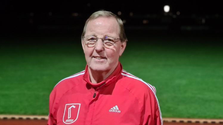 Herbert „Dallo“ Dallherm ist seit 45 Jahren Leichtathletik-Trainer beim VfL Lingen. Seitdem leitet er drei bis fünf Trainingseinheiten in der Woche und weiß er worauf es ankommt, wenn man in der Leichtathletik zu den besten gehören will.