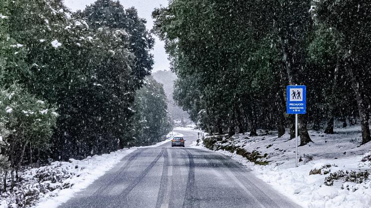 Palma Themenfoto: Wetter, Winter, Schnee, Mallorca, Tramuntana Gebirge, 23.01.2023 Schneefall auf Mallorca. Im Tramuntan